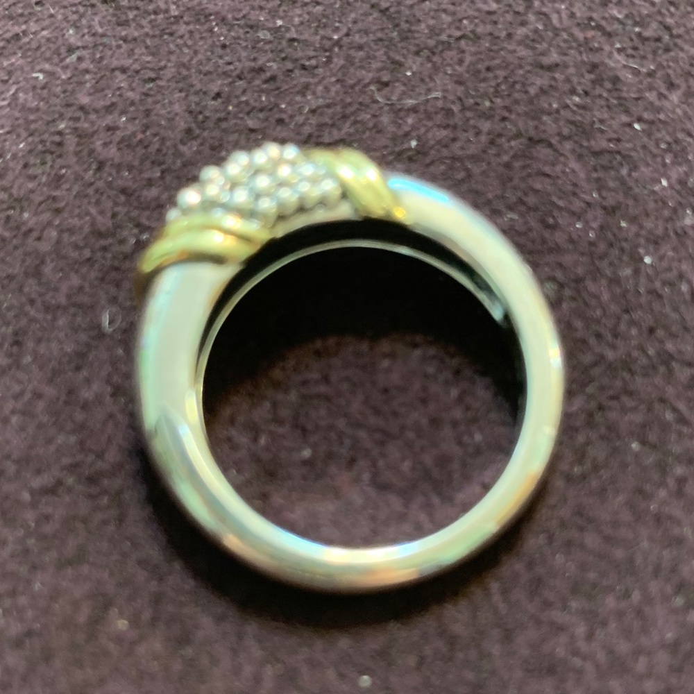 LAGOS Two toned caviar ring.